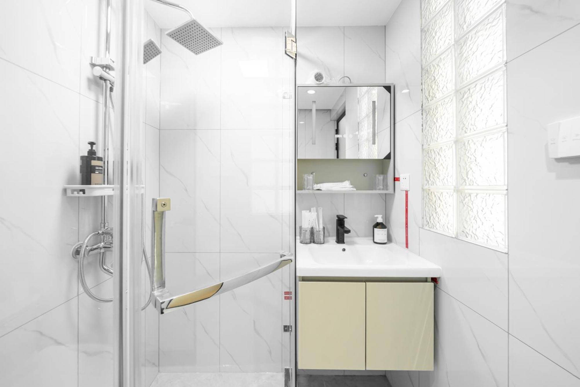 Yi Du - 150m Walk From Exit 5 Of Jiashan Road Metro Station Apartemen Shanghai